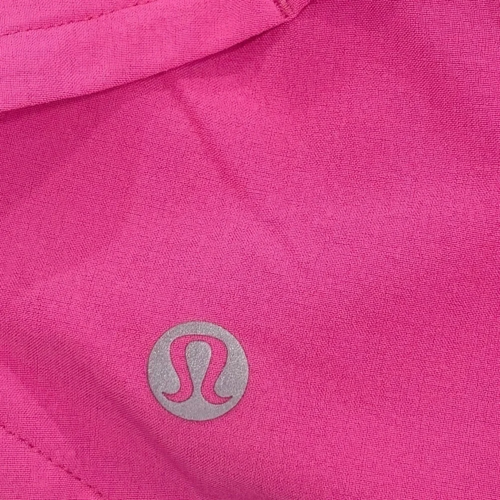 NWT Lululemon Speed Up Low Rise Shorts 2.5